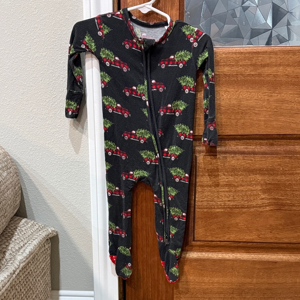 Posh Peanut Christmas Tree Trucks Zippy 6-9